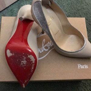 Christian louboutin pumps size 39